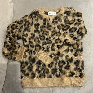 Sweater size 6-8